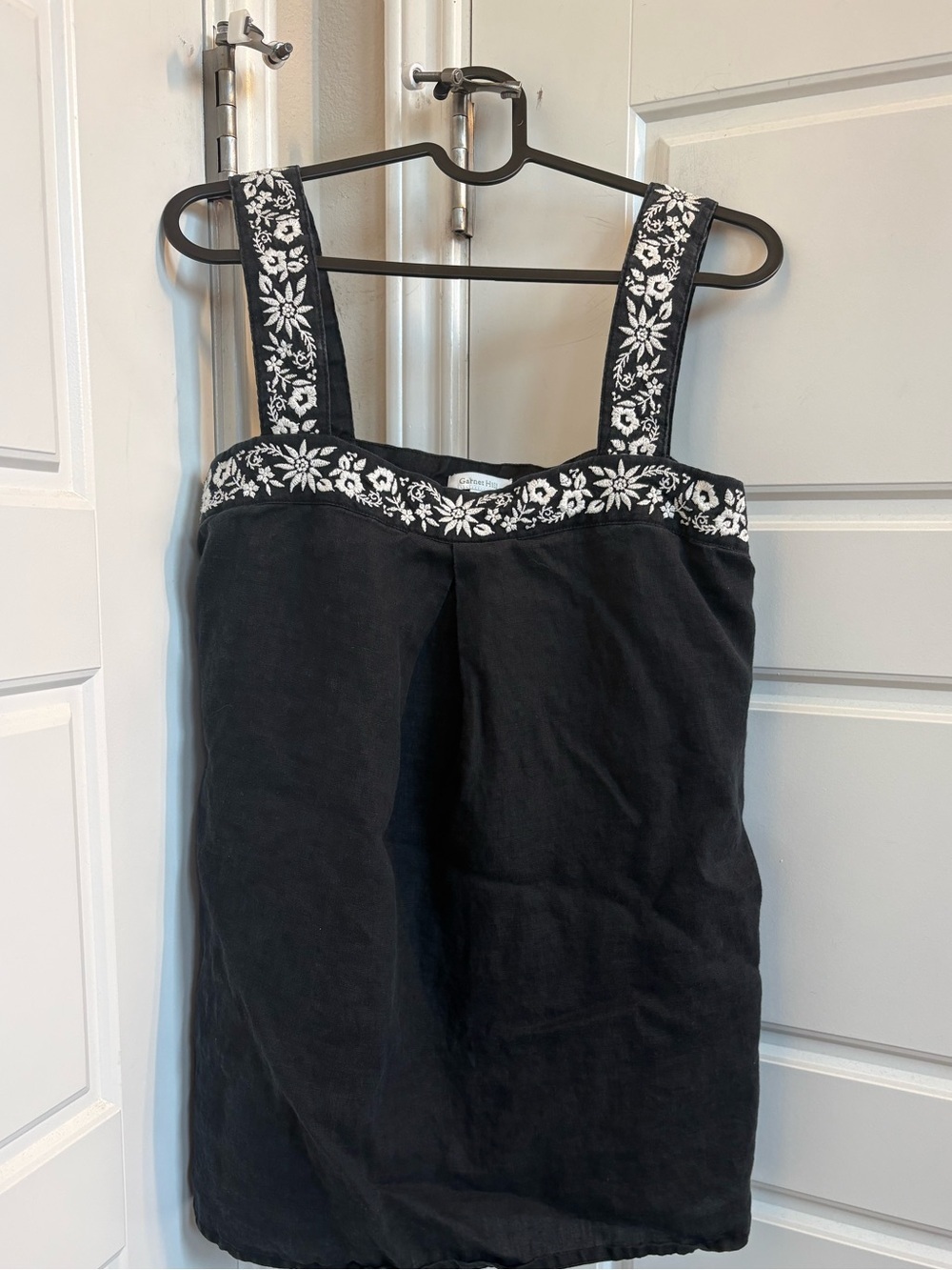 Garnet Hill linen embroidered tank top Size 6